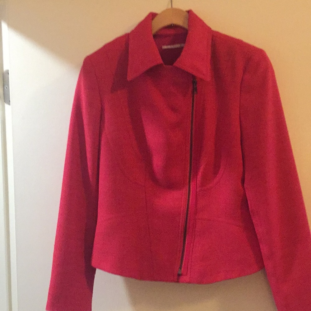 Tahari size 4 red zip lined jacket. 17” across